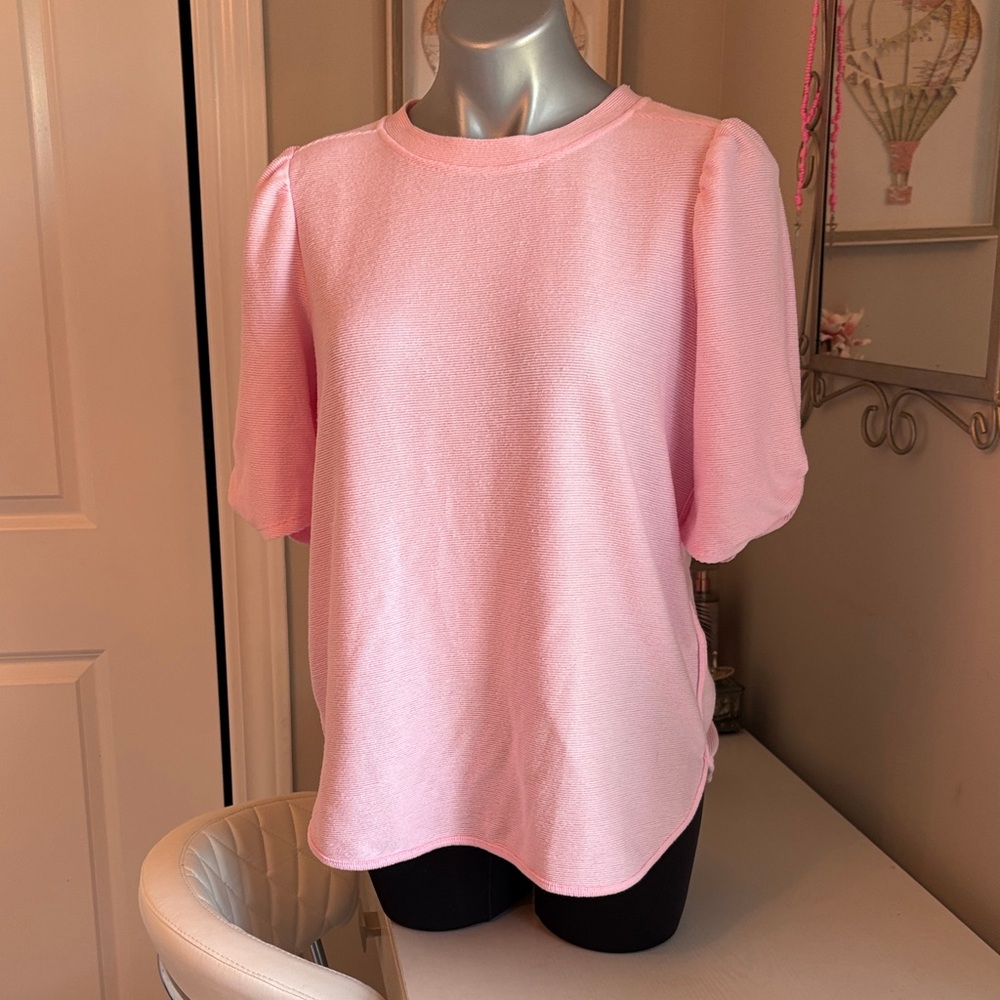 Spring Top Crown & Ivy Soft Pink Short Sleeve Tee